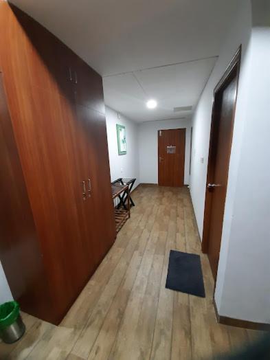 Crayons Hotel Ченай Екстериор снимка